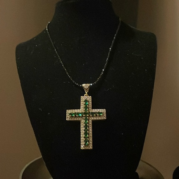 Silver chain set with emerald stones - Picture 5 of 8